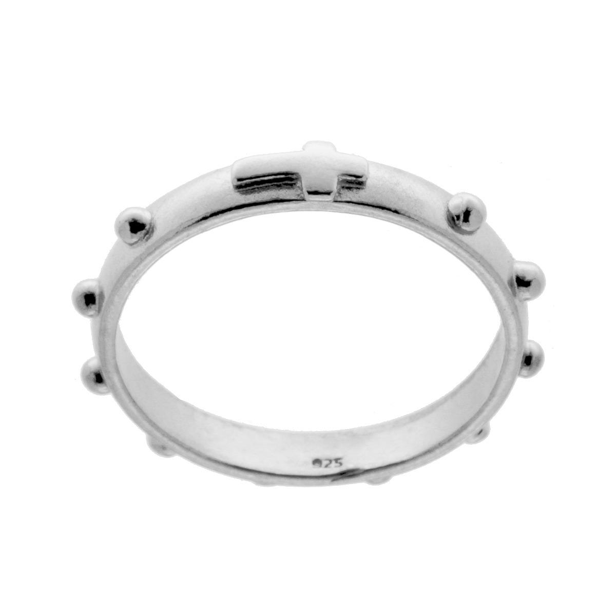 Anello in argento a forma di rosario con grani e croce incisi, recante il numero 925.