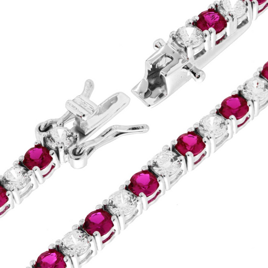 Braccialetto a tennis con pietre preziose rosse e chiusura in argento.