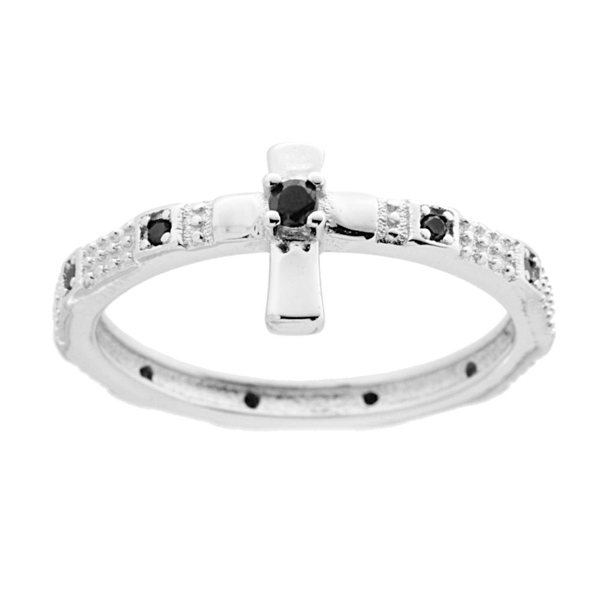 Anello in argento con croce, decorato con diamanti neri e bianchi.