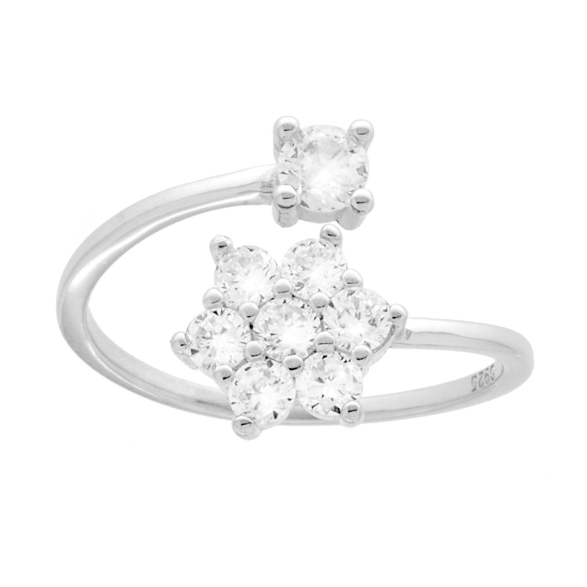 Anello in argento a fascia aperta con pietre di zirconi bianchi, un fiore e un diamante.