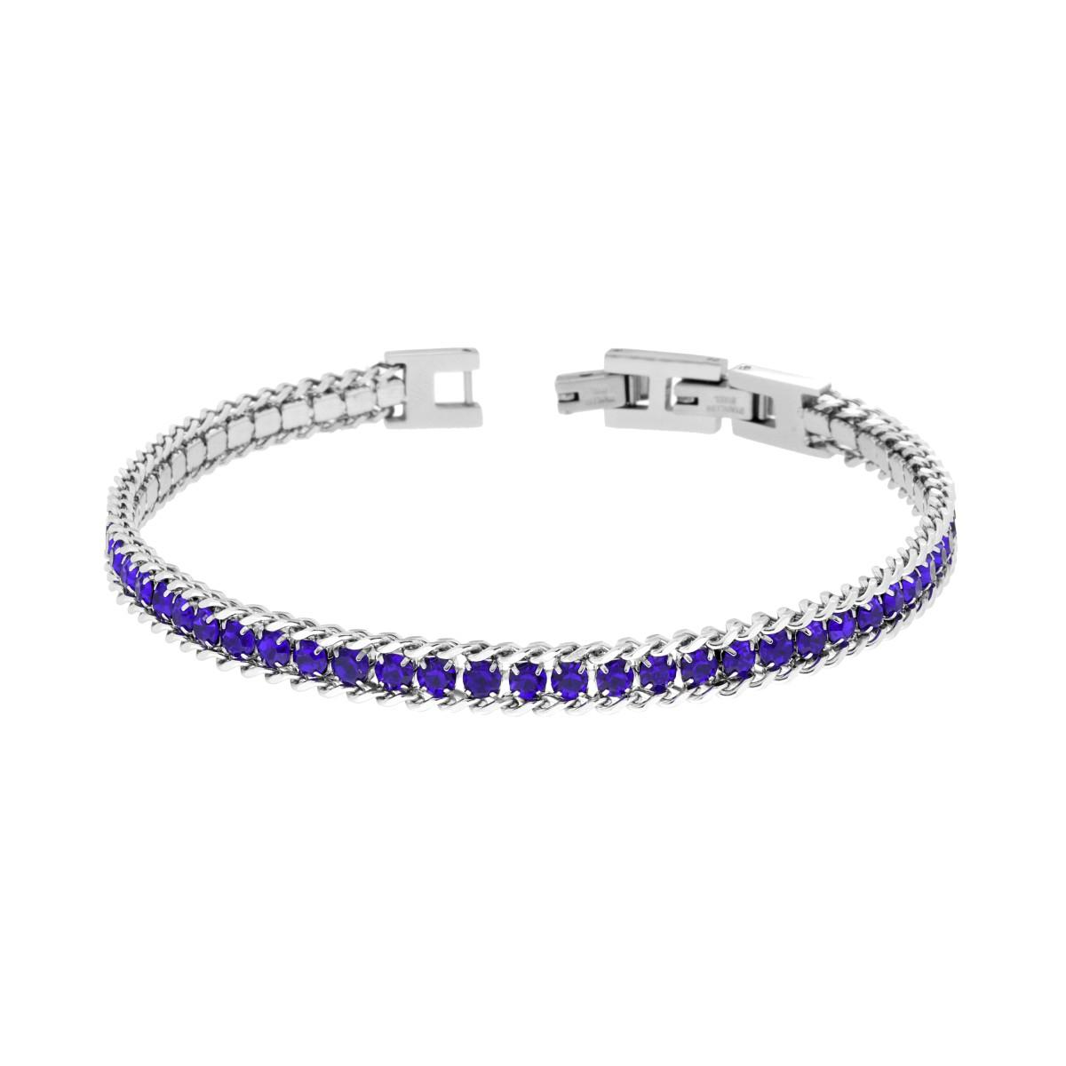 Bracciale in argento con una fila di pietre viola al centro.