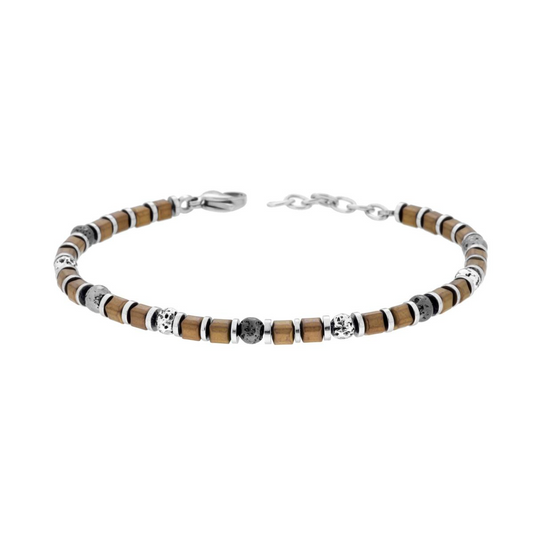 Bracciale da uomo con perline in legno marrone e dettagli in metallo e pietre scure.