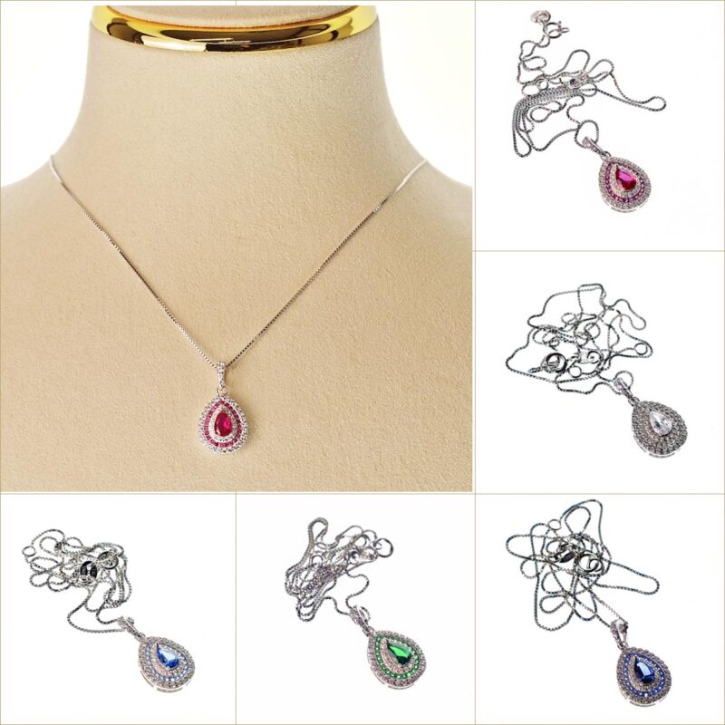 Collana in argento 925 con zirconi in diversi colori (rosso, bianco, verde, blu e zaffiro) con pendente a goccia.