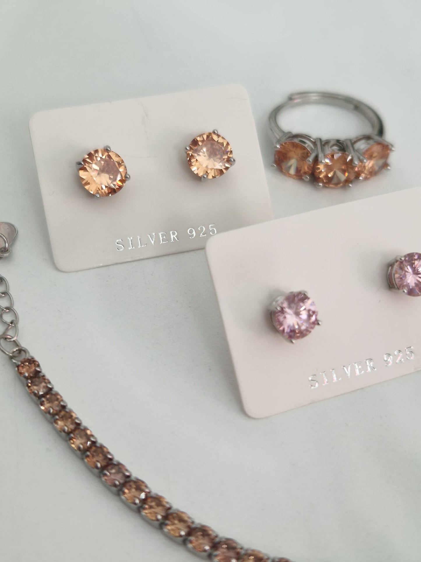 ensemble de bijoux pour KARA
