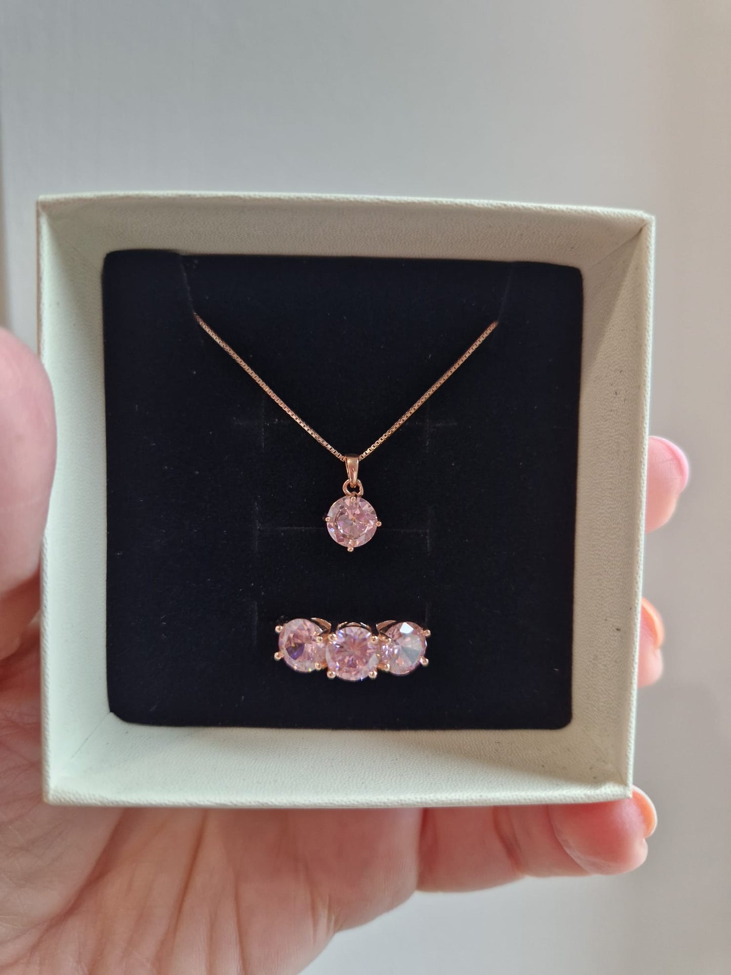 Round Cross Necklace – in 925 Silver
