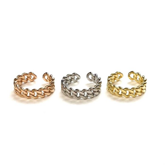Anello grumetta sottile in tre colori: oro rosa, argento e oro.