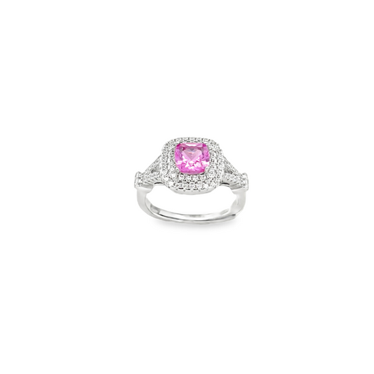 Anello in oro bianco con grande zaffiro rosa e diamanti.