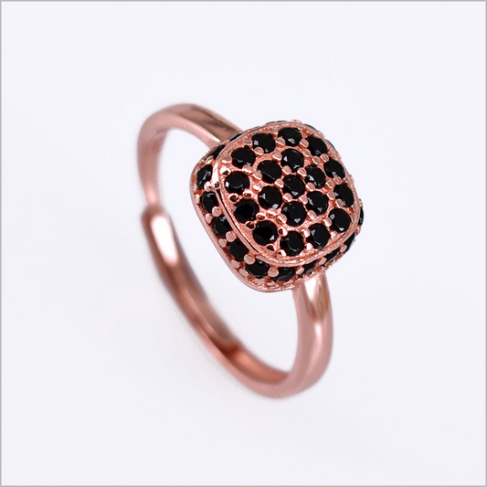 Anello Quadrato con Zirconi, in Argento S925