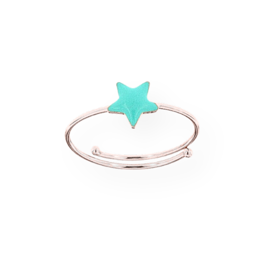 Anello in argento a spirale con una stella turchese.
