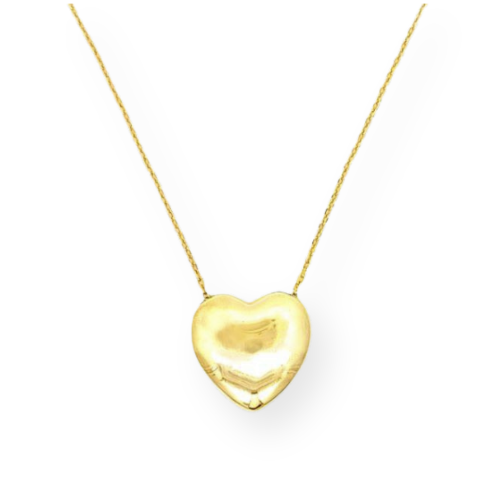 Collana in oro con pendente a forma di cuore.