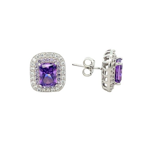 Orecchini in argento con zircone viola rettangolare e contorno di zirconi bianchi.