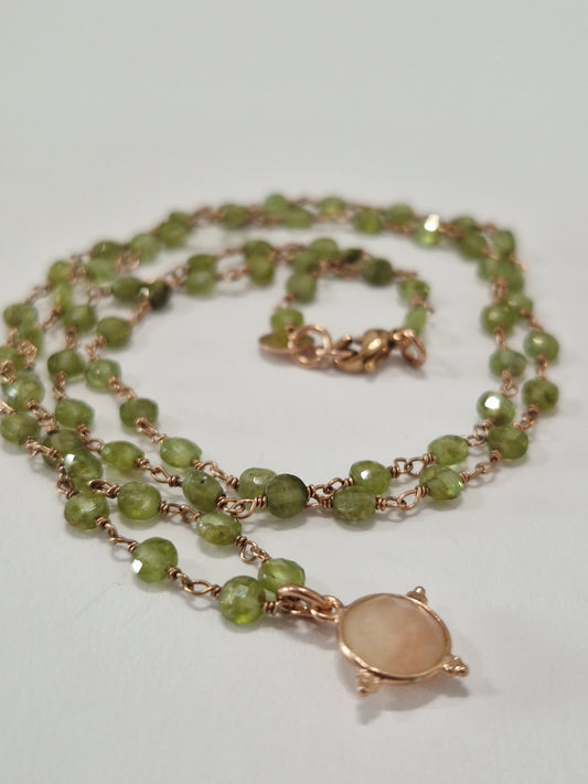 Collana Lunga Stile Rosario con Peridoto e Adularia Cipria, in Argento s925
