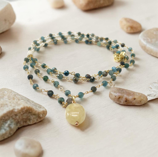 Collana Lunga Stile Rosario con Crisocolla e Ciondolo, in Argento s925