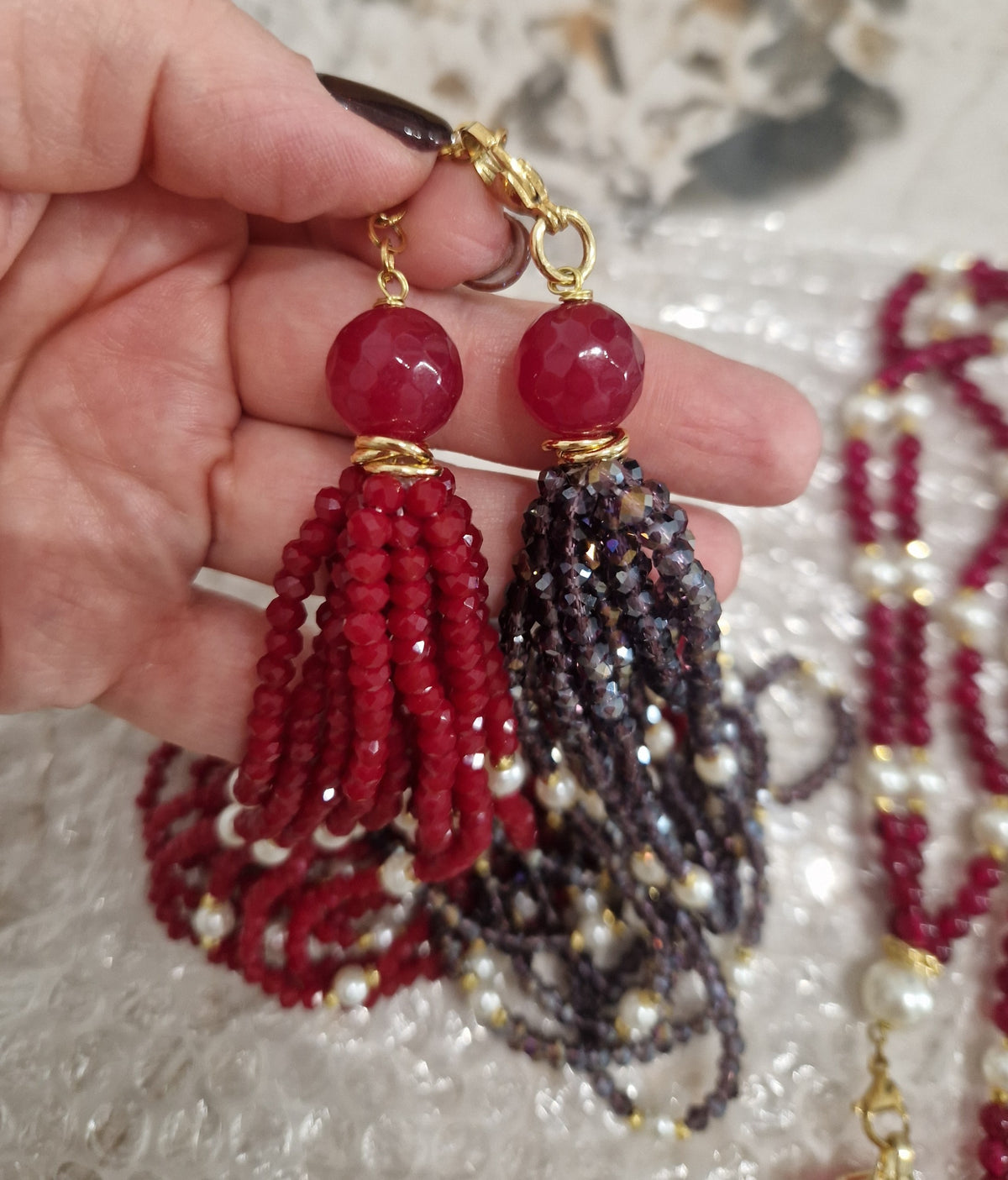 Collana Multifilo Torcion con NODO, Rosso, Blu Navy e Perle