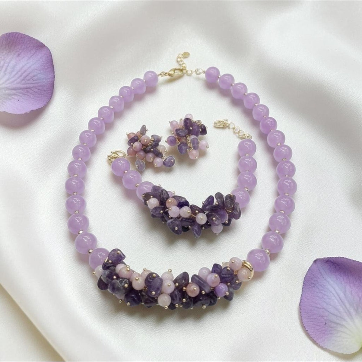 Set Parure Collana, Bracciale ed Orecchini in Agata Rosa/Lilla/Viola a Grappolo