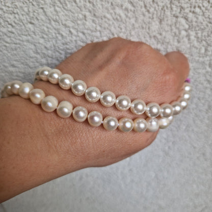 Elegant Pearl Bracelet