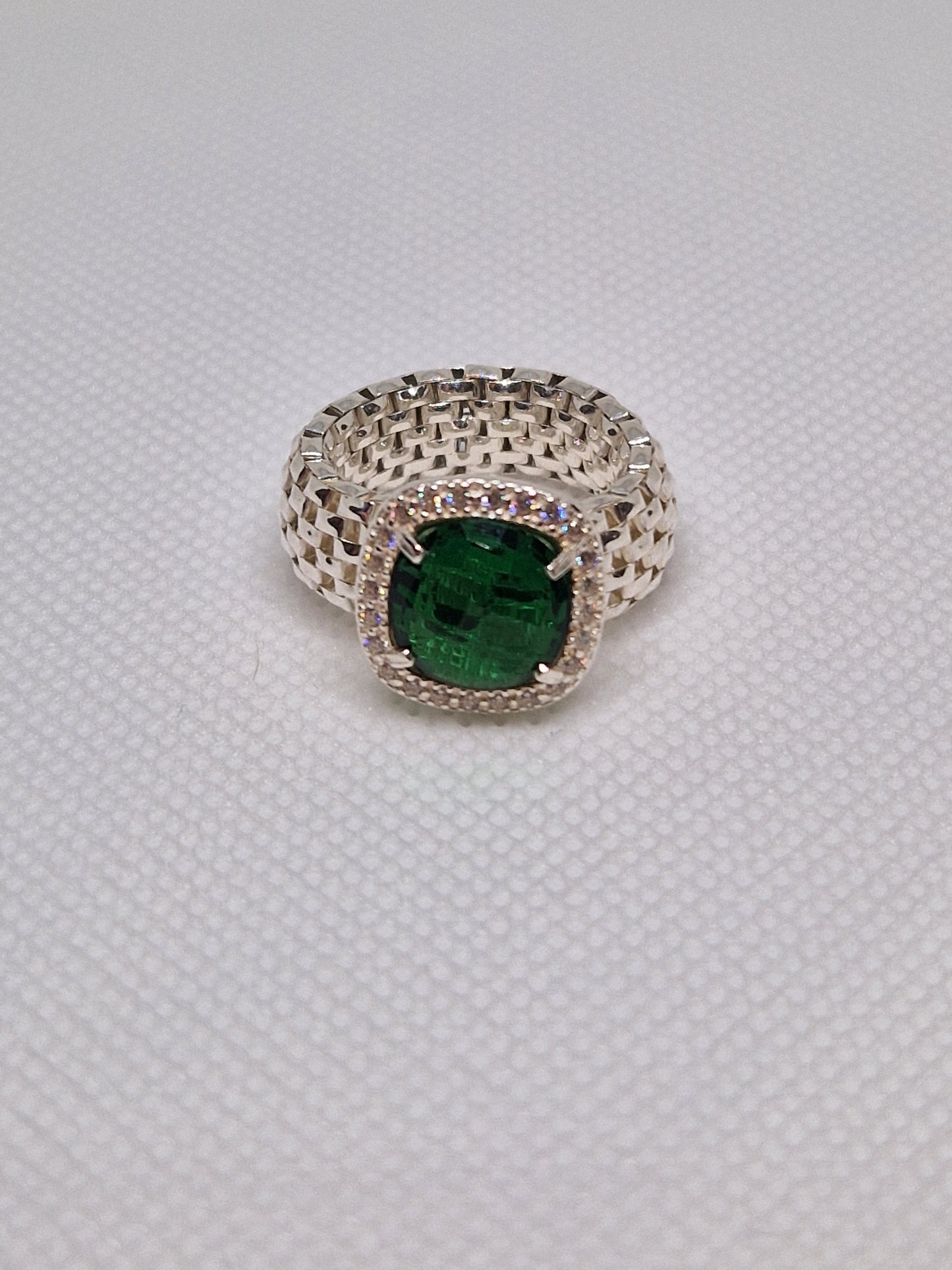 Anello in Argento 925 con Maglia Coreana Elastica, Pietra Quadrata e Corona di Zirconi