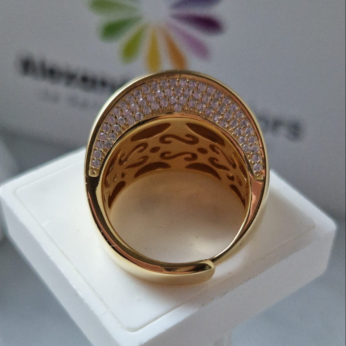 Anello Bombato Fascia LUXURY - in Argento 925  e zirconi