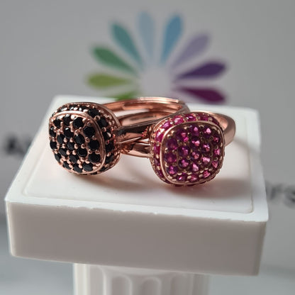 Anello Quadrato con Zirconi, in Argento S925