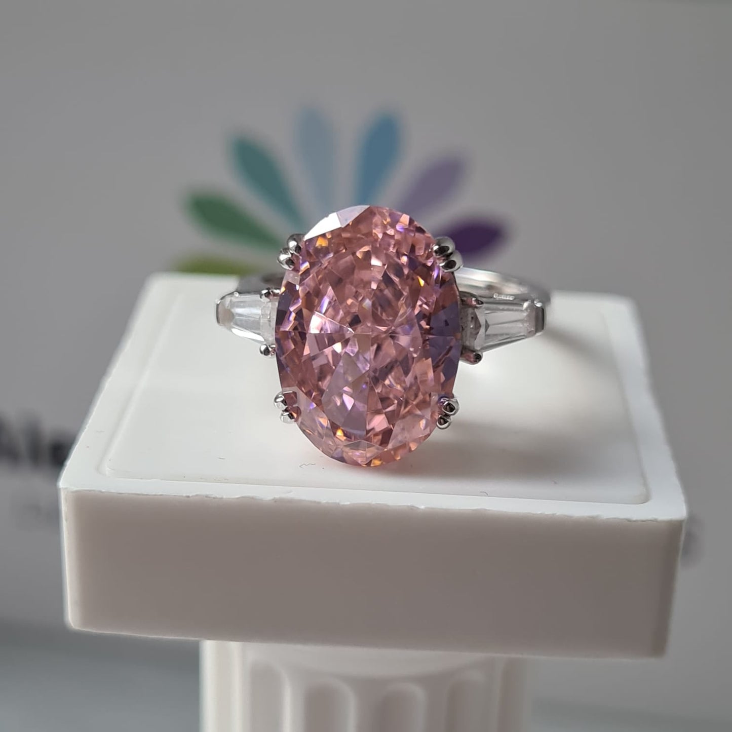 Anello Ovale Big, in Argento S925 e Zirconi