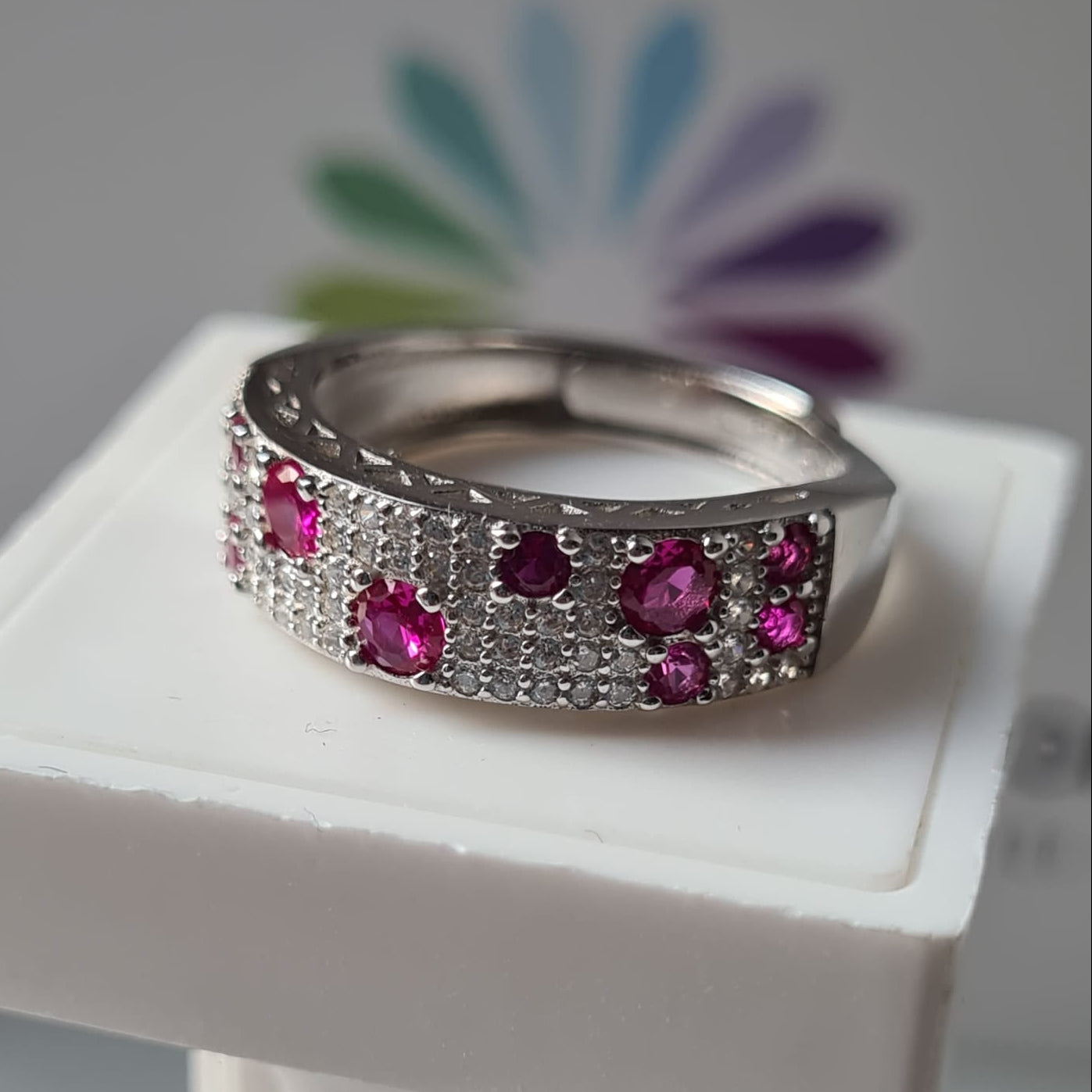 Anello Fascia con Zirconi Ruby, in ARGENTO S925