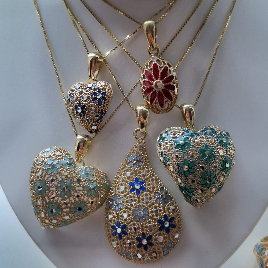 Collana con Ciondolo in Filigrana Preziosa, Argento s925