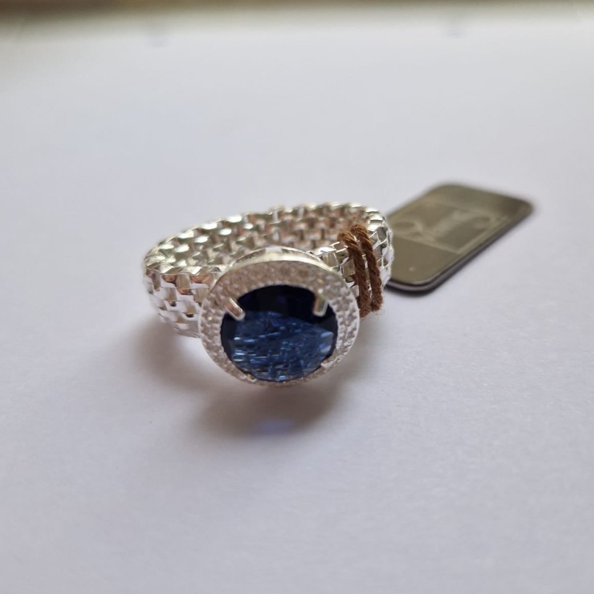 Anello Maglia Coreana Elastica in Argento 925 con Pietra Tonda e Giro di Zirconi