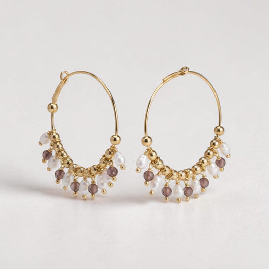 Hoop earrings with pearls and colored beads, in silver and gold