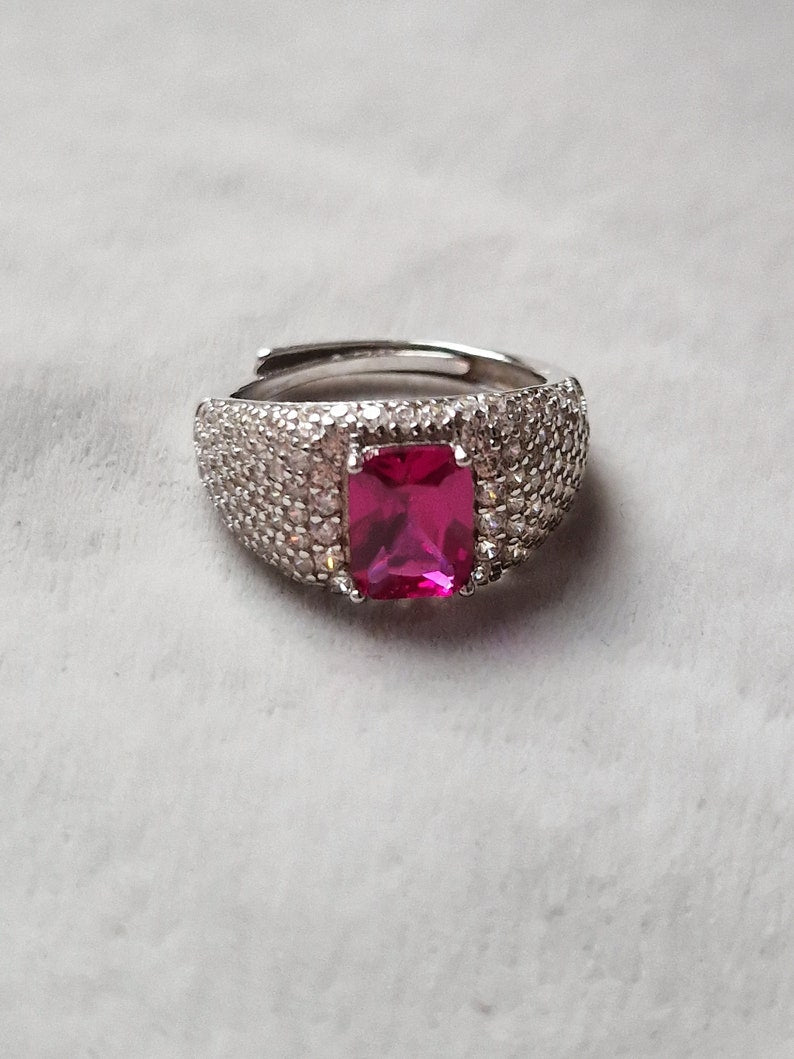 Anello Brilliant Ruby in Argento 925 con Zircone Rosso - Elegante e Luminoso