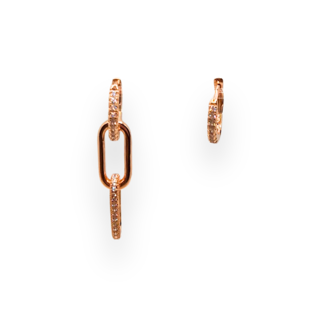 Asymmetric chain earrings 