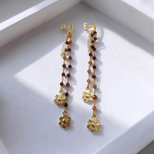 Orecchini Lunghi con Rodolite e Margherite, Argento s925