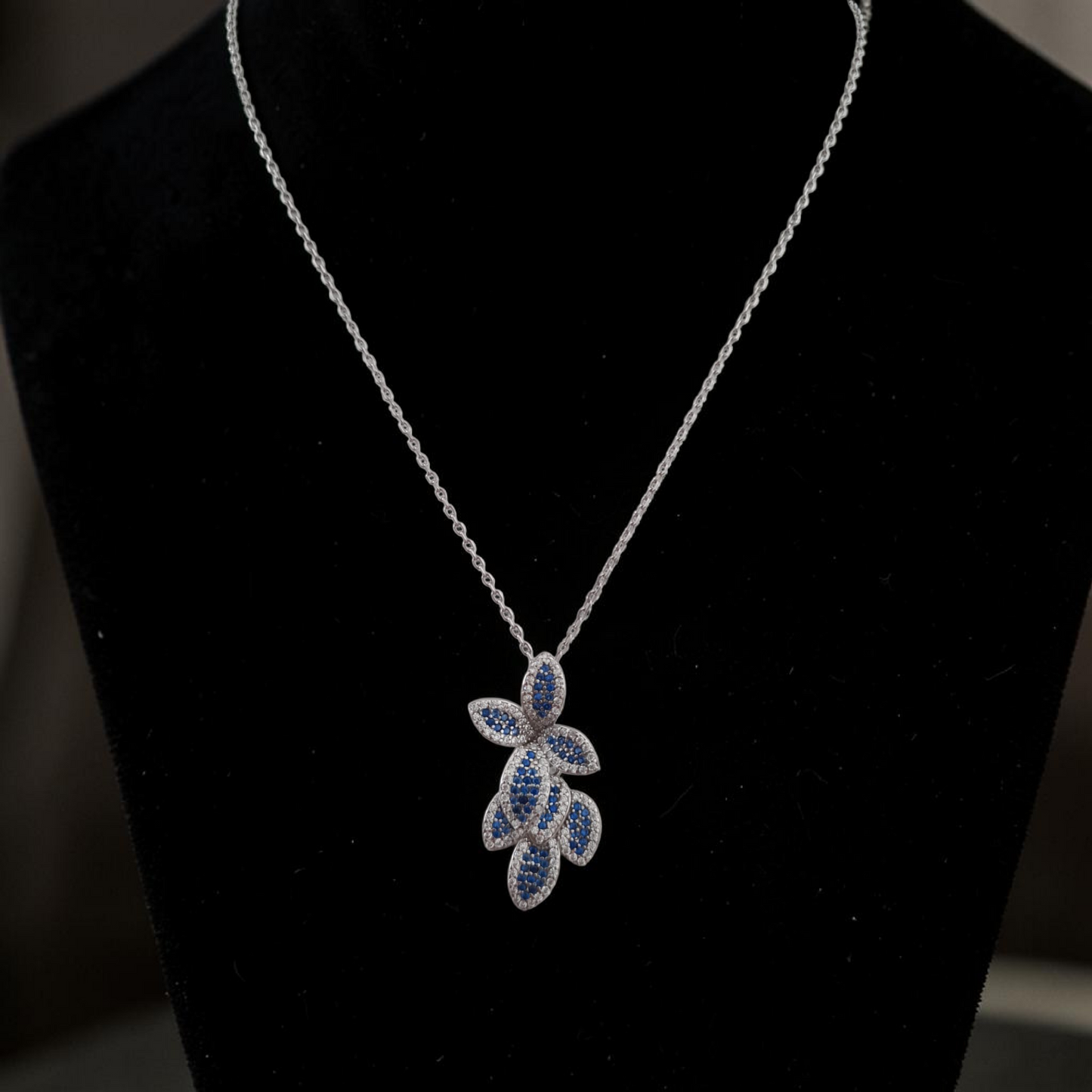 4-Petal Flower Ring, in S925 Silver and Zircons