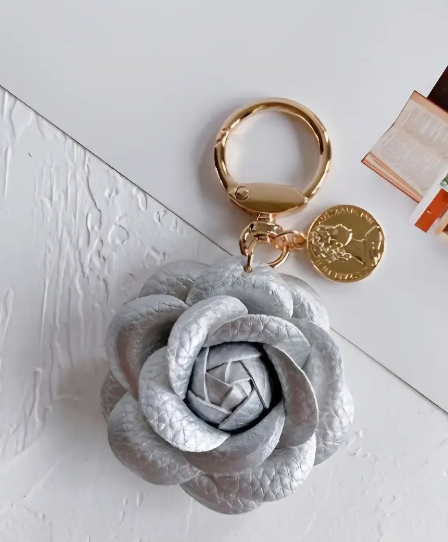 Portachiave_Accessorio Borse_ Fiore in Pelle