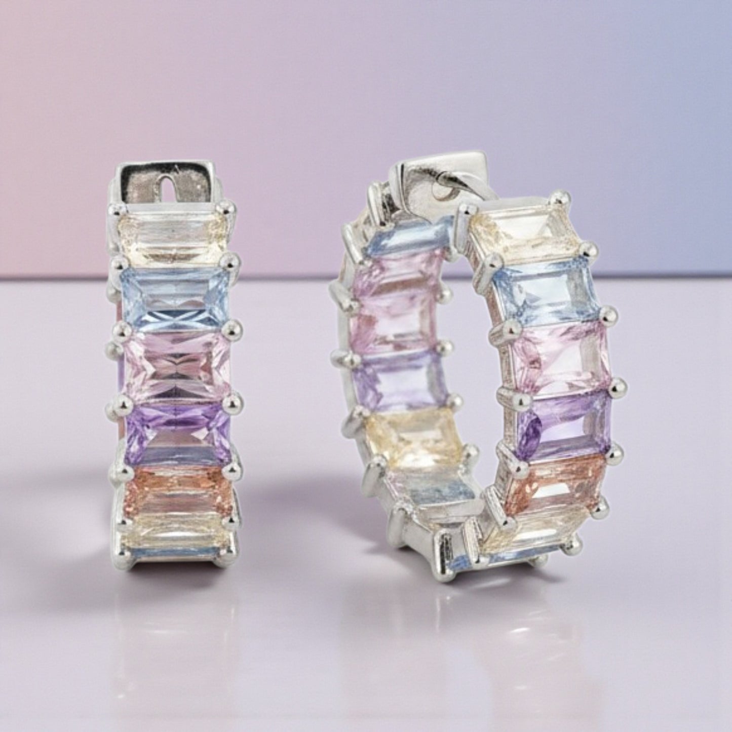 Orecchini Cerchio Baguette Multicolor Pregiati, in Argento s925