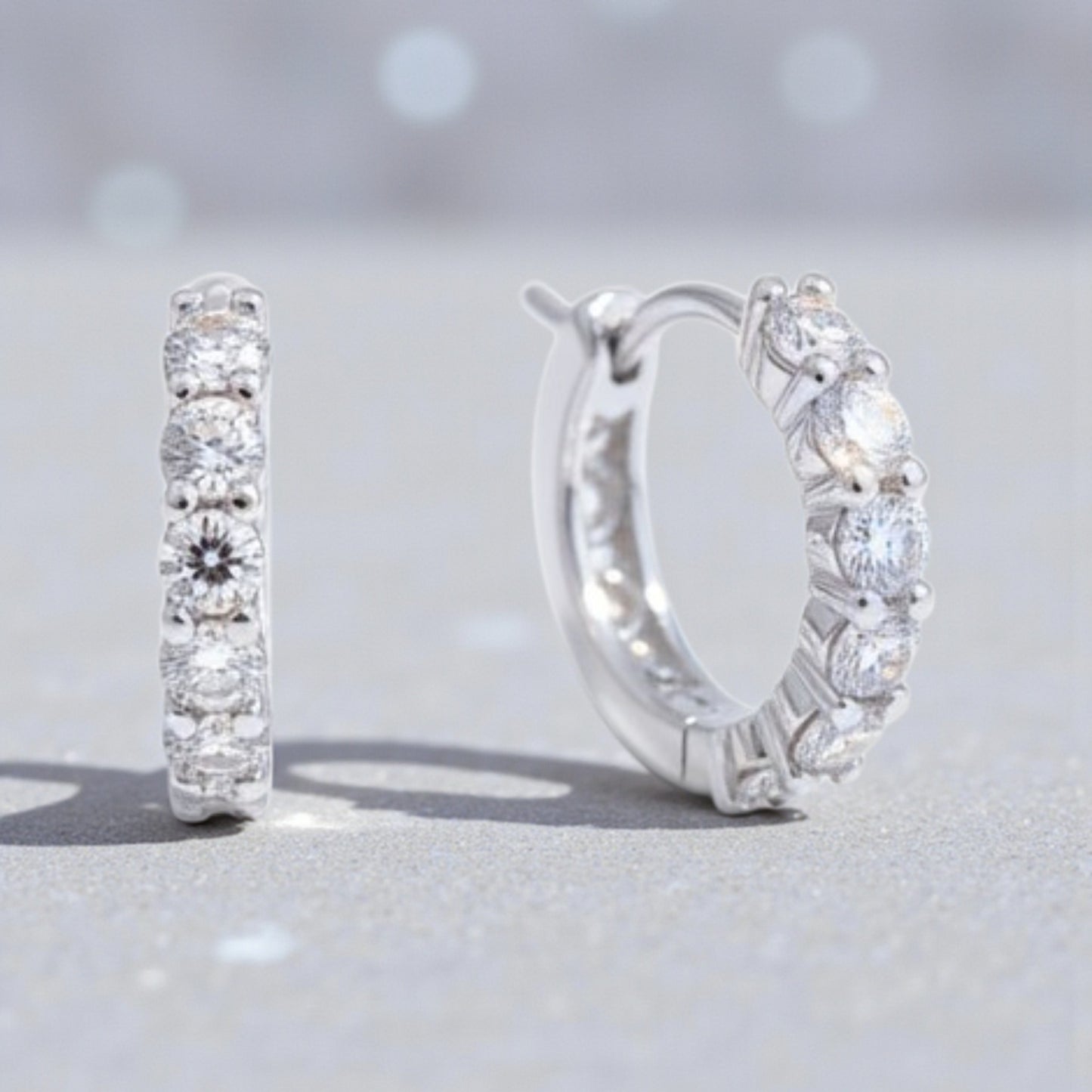 Orecchini Cerchio Tennis in Moissanite 3mm, Argento s925