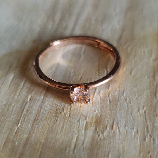 Anello Solitatio 4mm base ORO ROSA Produzione Propria, in ARGENTO S925