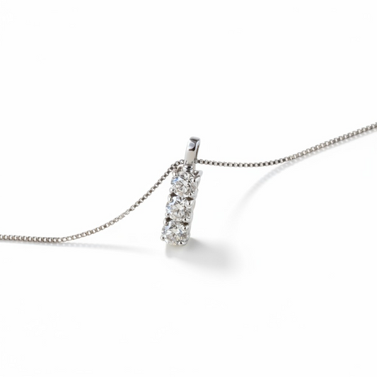 Ciondolo Trilogy in MOISSANITE certificata, in Argento S925