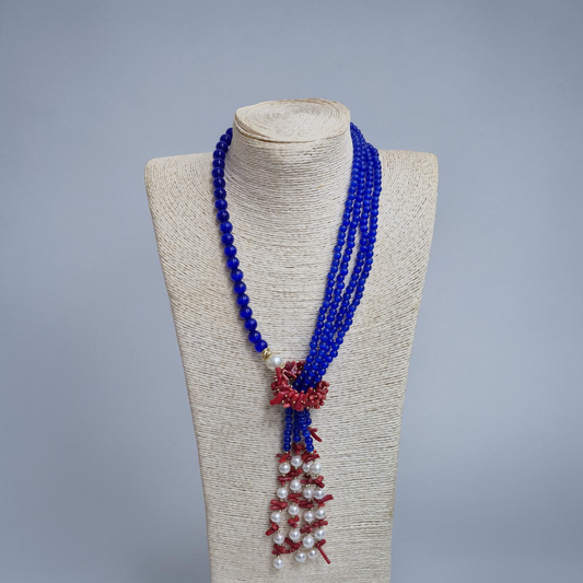Collana Lunga ad Y Con Cristalli Blu Reale, Corallo Rosso e Perle di Fiume