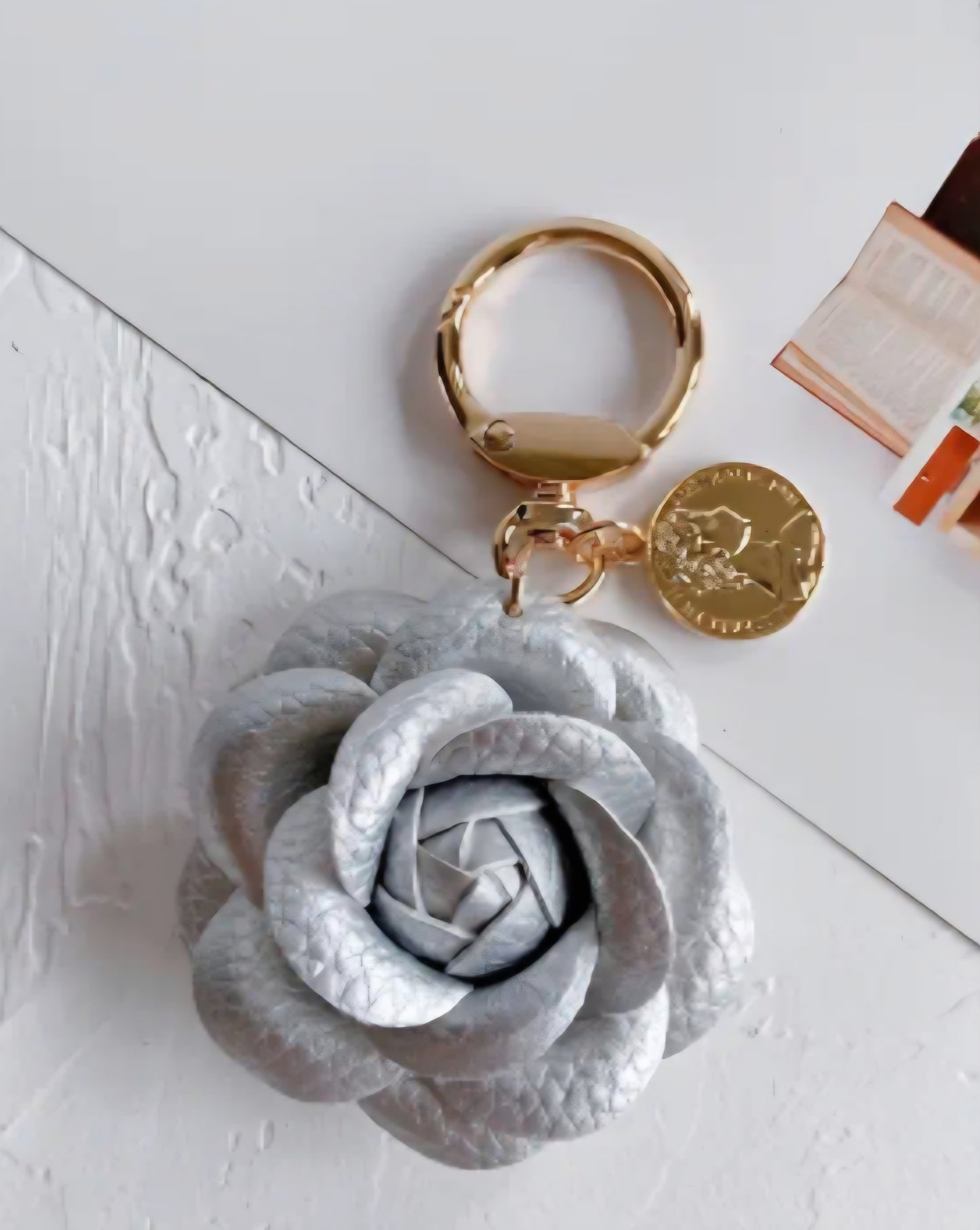 Portachiave_Accessorio Borse_ Fiore in Pelle