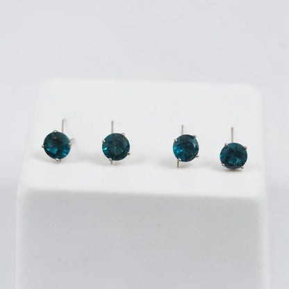 Point Light Earrings - in S925 Silver and WHITE Zirconia